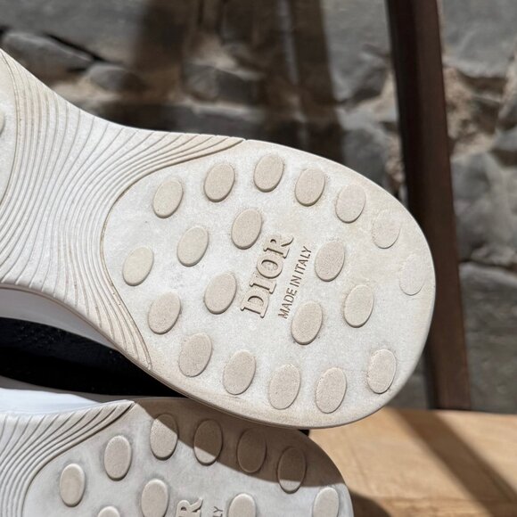 Dior B25 Black Mesh Logo Sneakers - Picture 8 of 13